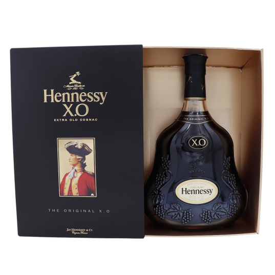 Hennessy Cognac X.O 700mlボックス入り Cognac Hennessy X.O., with gift box, 700 ml Hennessy X.O.