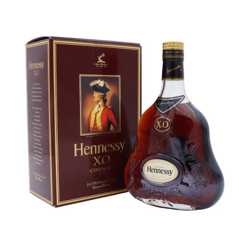 Cognac Hennessy XO 1980-90, a blend of the finest vintages
